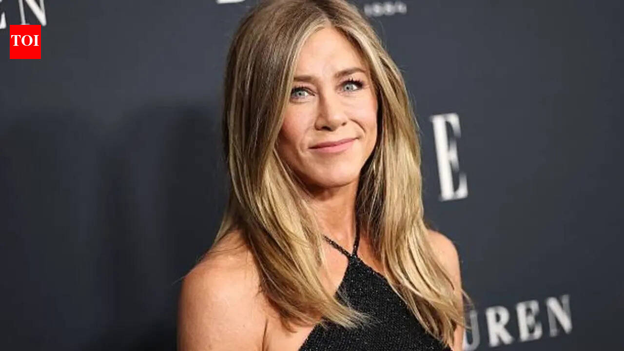 What strong women can learn from Jennifer Aniston about marriage and relationships | - The Times of India