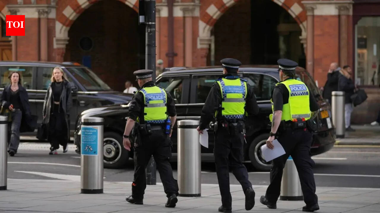 ‘Preparing terrorist acts’: UK police arrest another man over attacks on Jewish-linked sites in London