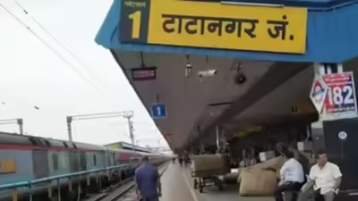 Loco pilot shot dead by unidentified assailants near Tatanagar station ...