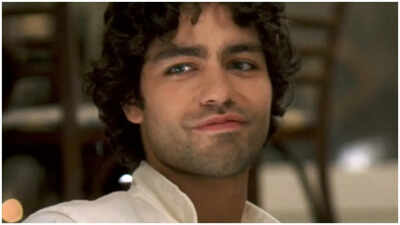 Why Adrian Grenier isn't in ‘The Devil Wears Prada 2’, director reveals stalled cameo plans: 'It was just too late'
