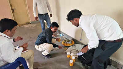 Giridih food poisoning: 49 fall ill, vendor detained