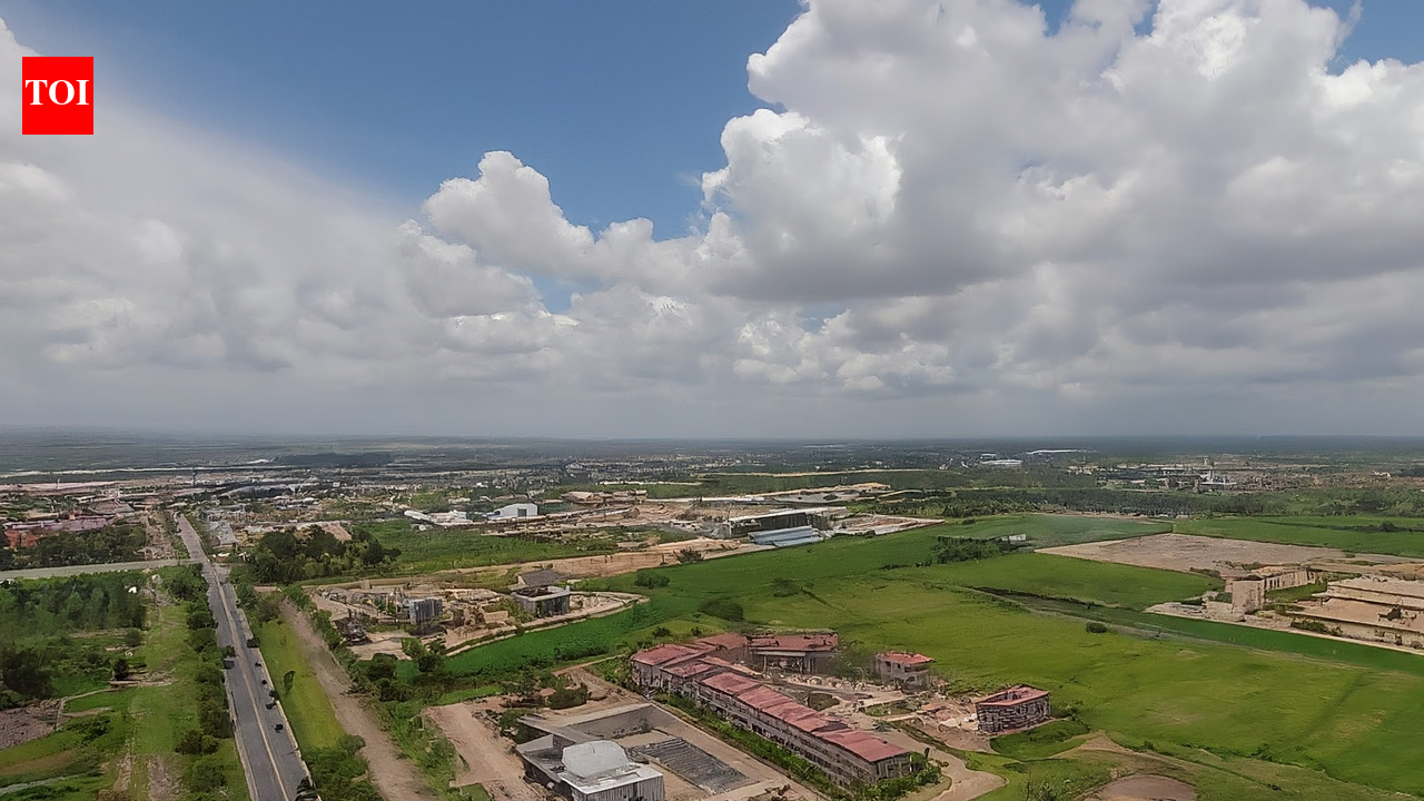 Farmers to get 55�veloped land under township plan: Govt