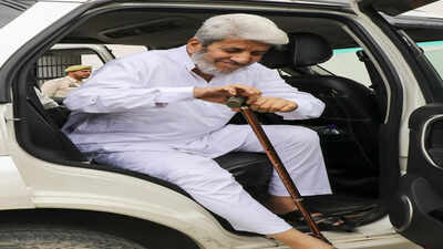 NIA court extends separatist Shabir Shah’s custody in 1996 mob violence case till May 6 | India News – The Times of India