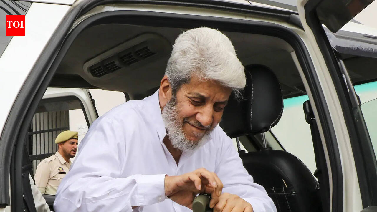 NIA court extends separatist Shabir Shah’s custody in 1996 mob violence case till May 6