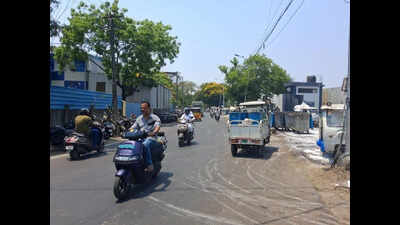 Greater Chennai Corporation’s aste segregation unit at Valasaravakkam eats up chunk of Sridevikuppam Main Road