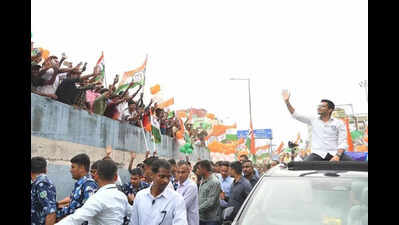 Abhishek returns Modi fire in Matua heartland