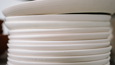 Here&rsquo;s why restaurants warm plates before serving: Try it at home too