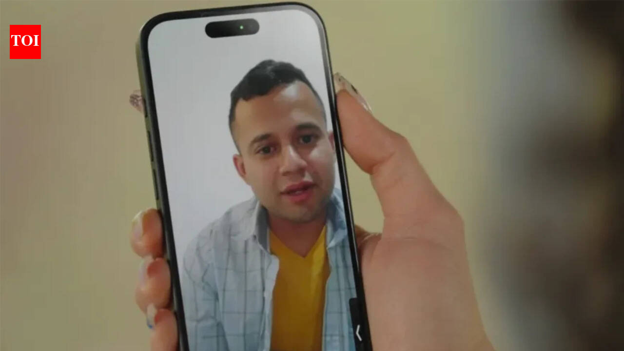 30-वर्षीय व्यक्ति को कानूनी सुरक्षा के बावजूद निर्वासित होने के बाद अमेरिका लौटने की अनुमति दी गई; टेक्सास में बेटे का जन्म छूट गया