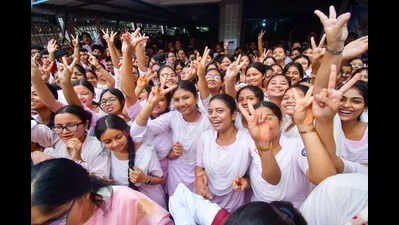 Barak excels in science & commerce, vocational scores crash