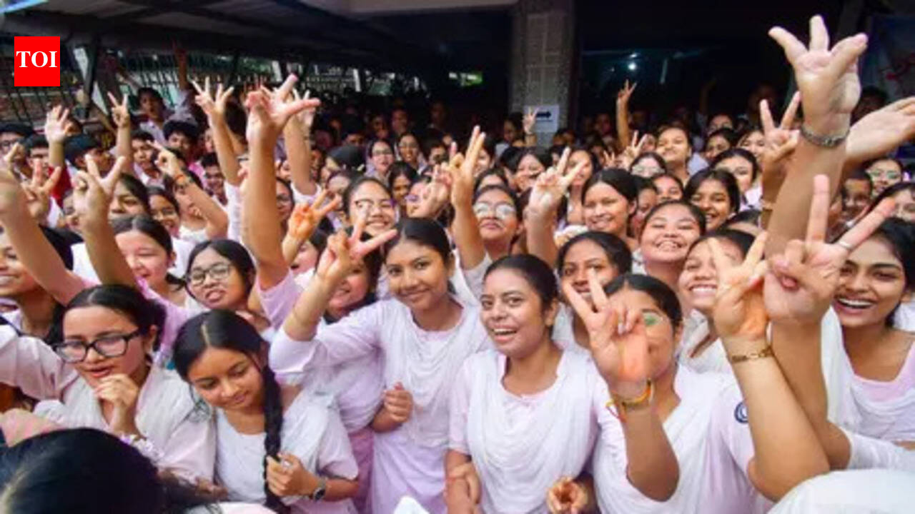 Barak excels in science & commerce, vocational scores crash