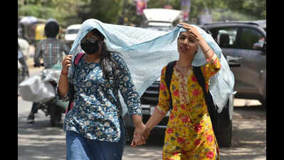 Gurgaon swelters at 38°C, but rain and gusty winds likely
