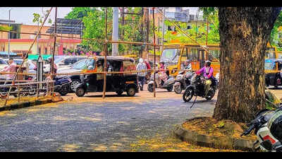 Poorly planned shade nets worsen traffic and miss purpose across nagpur junctions