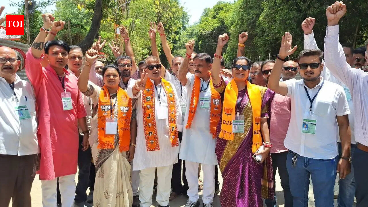 Gujrat local body results: Hinterland high on saffron, blacks out Congress