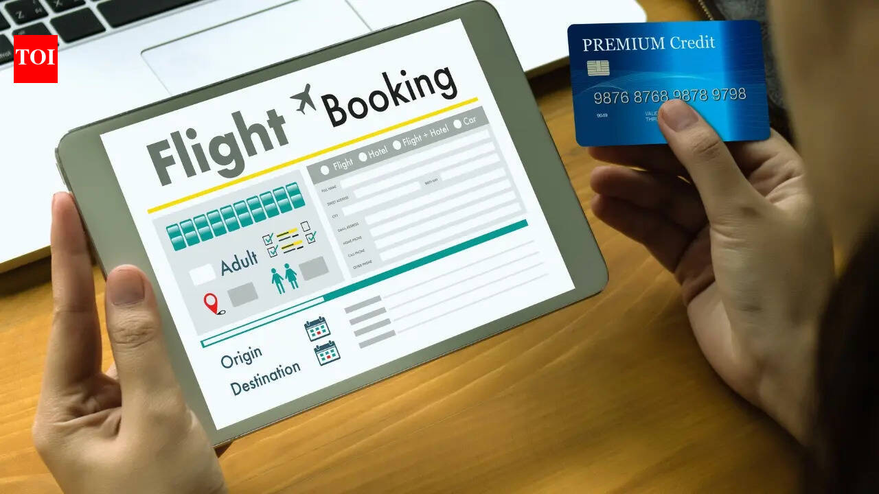 Don’t book your flights before knowing these smart tips