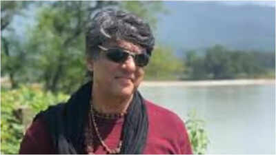 Mukesh Khanna 'can sign' 'Dhurandhar 2' Ranveer Singh for playing Kilvish and not ‘Shaktimaan’: 'Negativity hai face par'