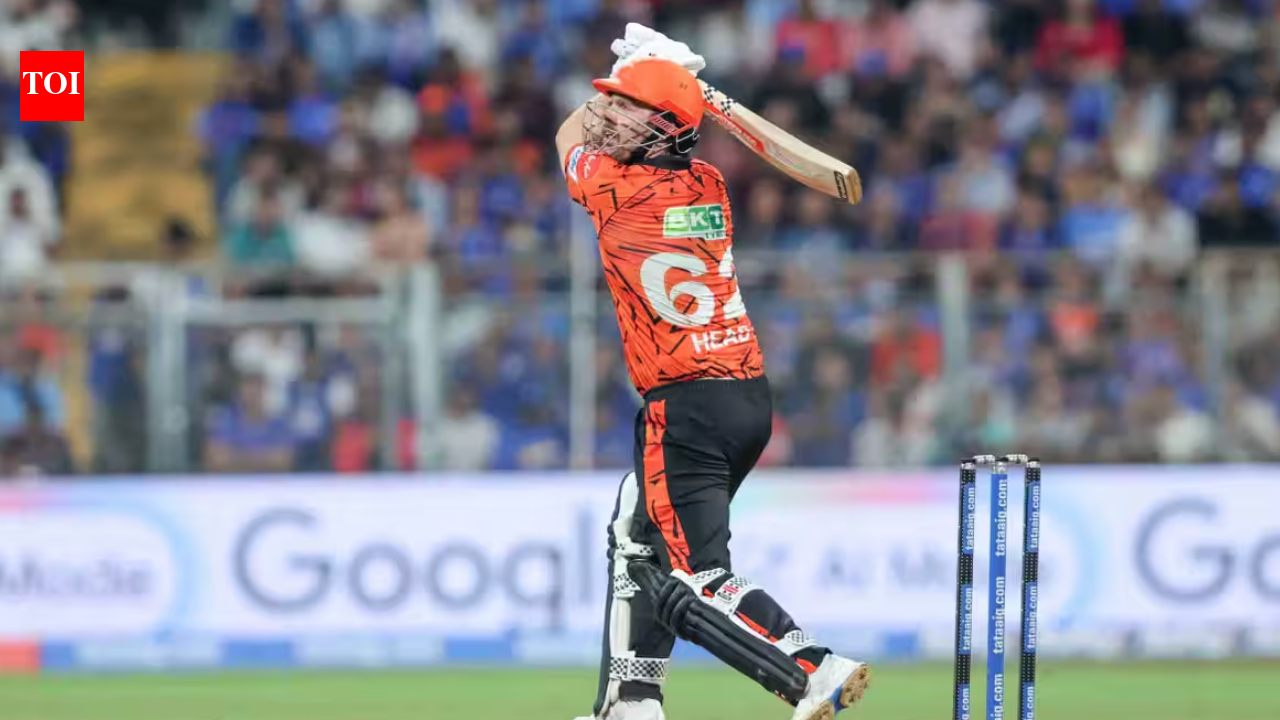 MI vs SRH Live Score: Head & Abhishek go berserk, SRH smash 92 in powerplay