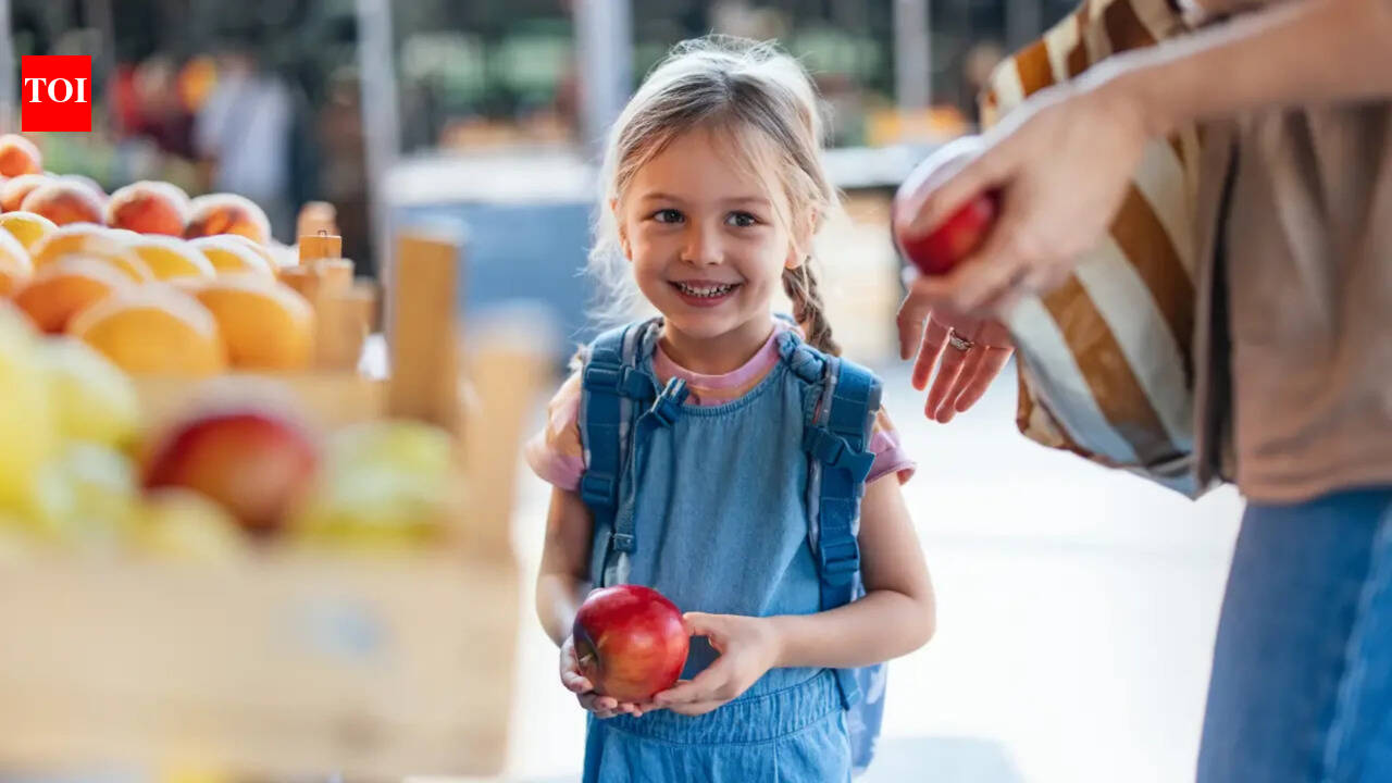 Apples for young customers: Tesco brings back their ‘Free fruit for kids’ scheme