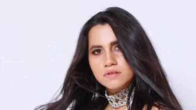 Nikhita Gandhi supports Maharashtra's single window system; Says 'Concert permissions must be easier'