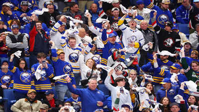 Buffalo Sabres crowd sings ‘O Canada’ along with Cami Clune after microphone issue in Boston Bruins Game 5 playoff