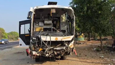 Four army men among 14 injured in bus accident near Hosur