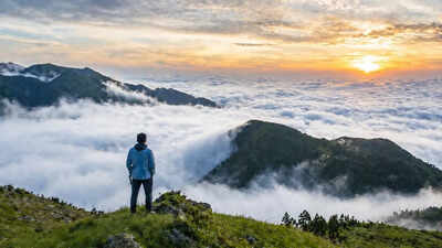 5 scenic hill stations in India where you can truly feel above the clouds this summer