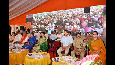 Ganga e-way launch beamed live on LED screens across WUP; farmers get crores for land