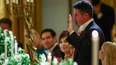 Trump awkwardly pauses speech at White House dinner to praise Rory McIlroy's Masters win