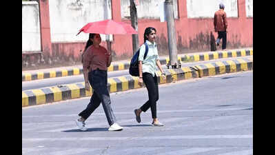 Rising temperatures: Coastal Karnataka colleges seek timings change