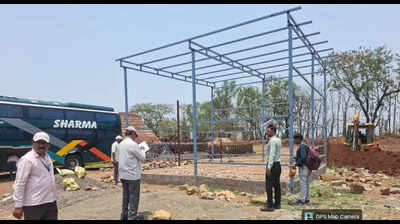 Kolhapur civic body’s survey finds 204 illegal constructions near Tawde hotel, 88 in contempt of court