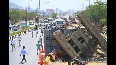 Cop dies after 200-tonne crane at flyover worksite topples on his motorbike on Sion-Panvel Highway in Mankhurd