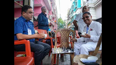 A game of chess, a vote with the family: Netas’ poll-day playbook