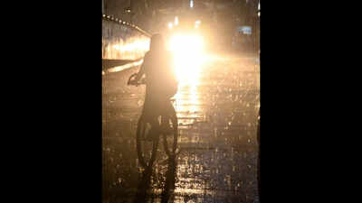 Rain brings relief in city from scorching heat