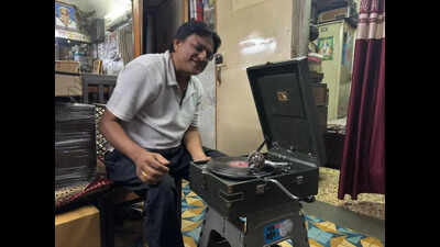 A’bad gramophones preserve musical purity