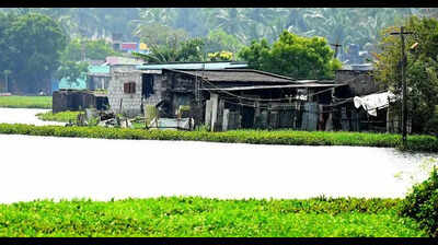 Hanging lakes out to dry