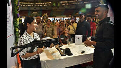 Surat police to host weapons expo, Mashal PT for Gujarat Day celebrations