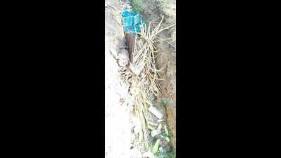 NMC team ‘dumps’ seized goods into nullah violating own Rs1 lakh penalty rule