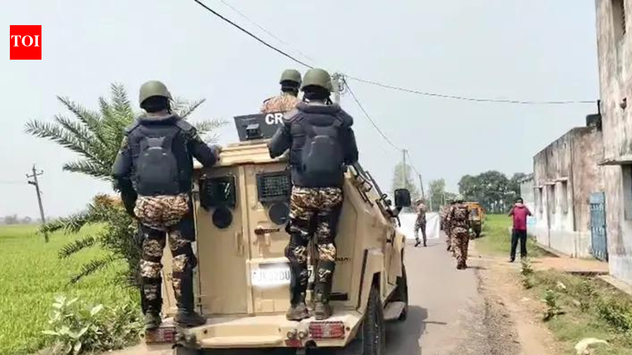 No lungi, no vote? CAPF faces backlash in Bengal as elderly voters stopped over attire