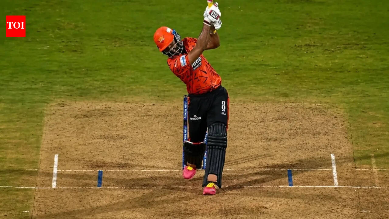 No-look six off Bumrah, 300 strike-rate: Salil Arora steals the spotlight in Wankhede run-fest