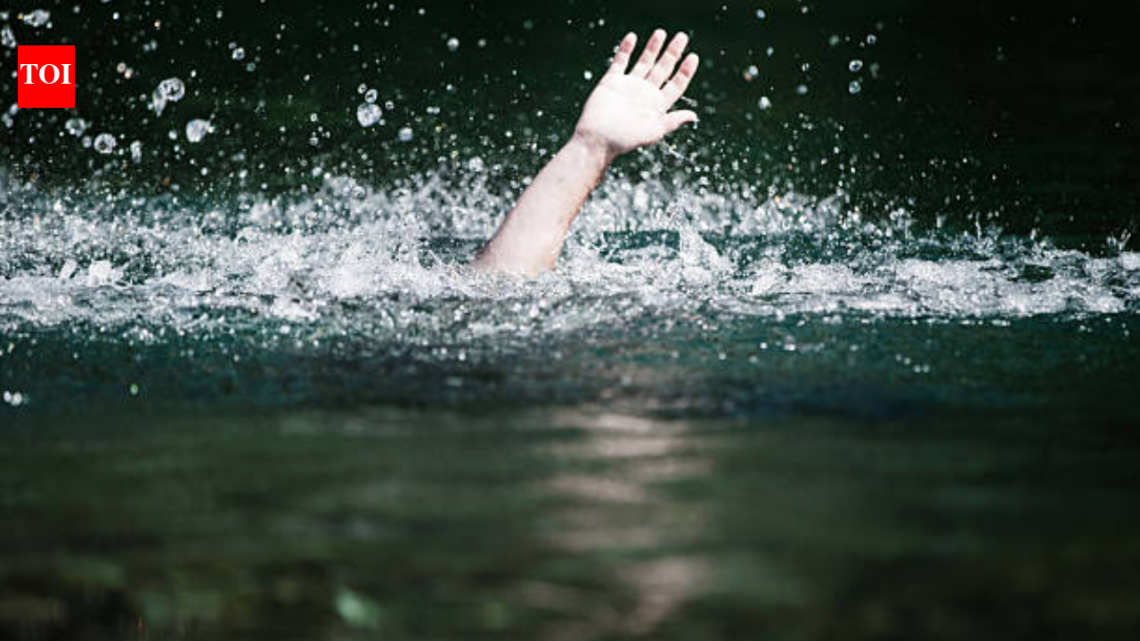 3 children drown while bathing in pond at golf course in Delhi