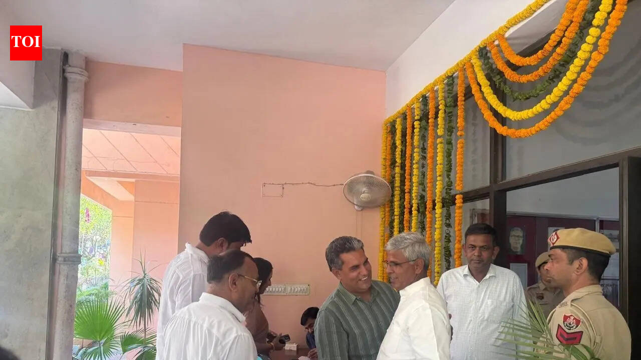 Gurgaon deputy mayor polls deferred again as mayor skips special house meeting