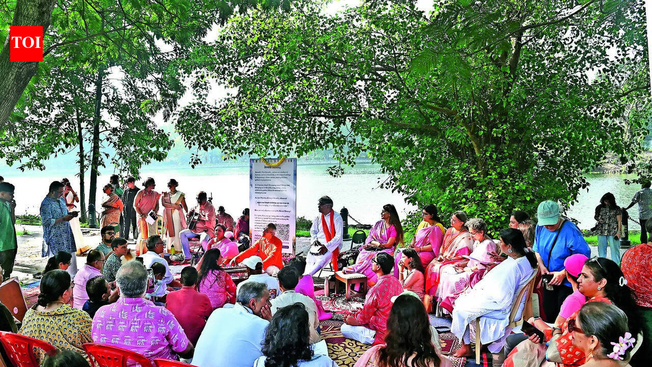 Inside Rabindra Sarovar’s musical mornings