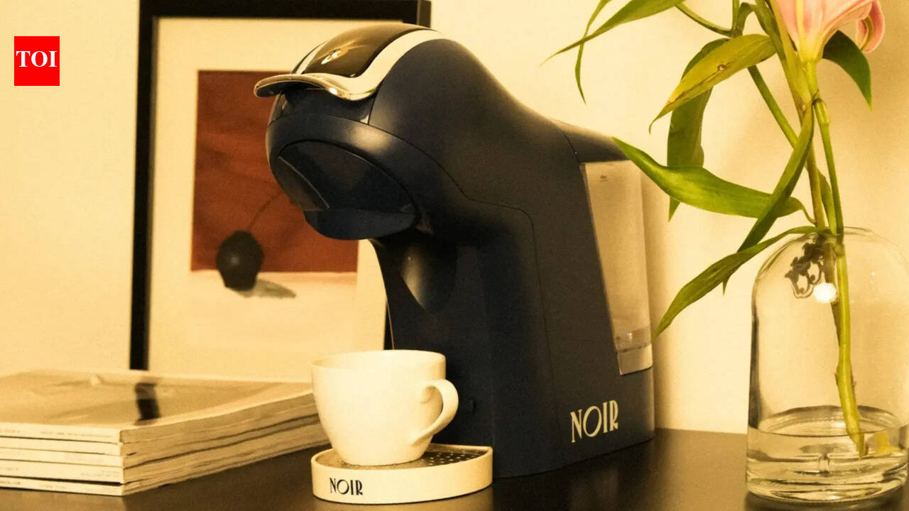 Three weeks with the Noir's Azure coffee machine, and a coffee shelf that's finally shrinking
