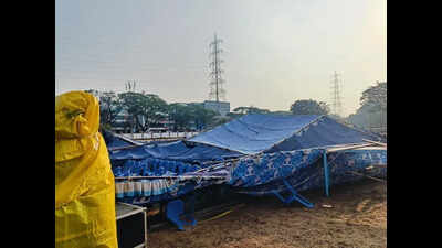 Rain, strong winds force cancellation of Yuva Sambhrama at Mandya University
