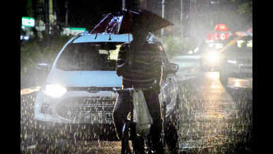 Rain, thunderstorm lash Bhubaneswar and Cuttack