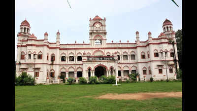 Outcry over Sultan Palace demolition move