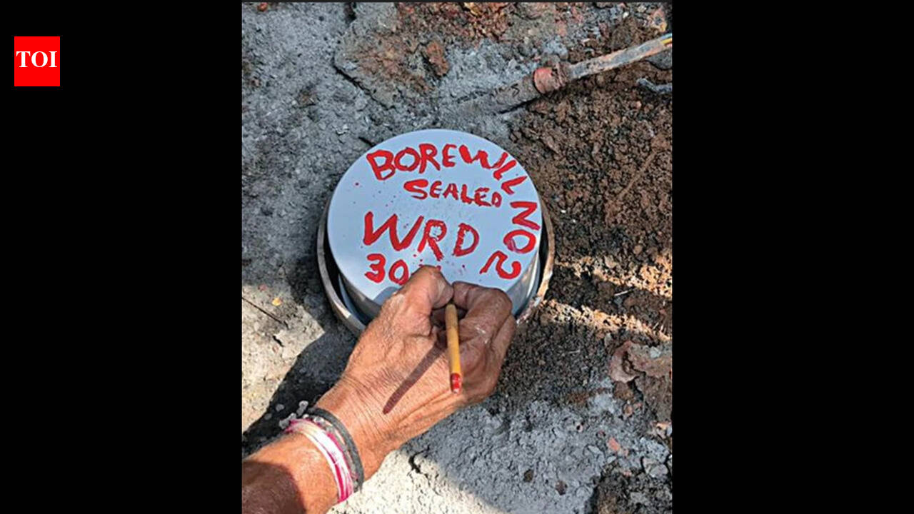 Illegal borewells in Chimbel colony sealed, locals protest