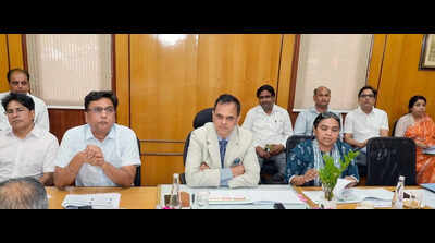 CS reviews Saksham Anganwadi, Poshan 2.0 initiatives in state
