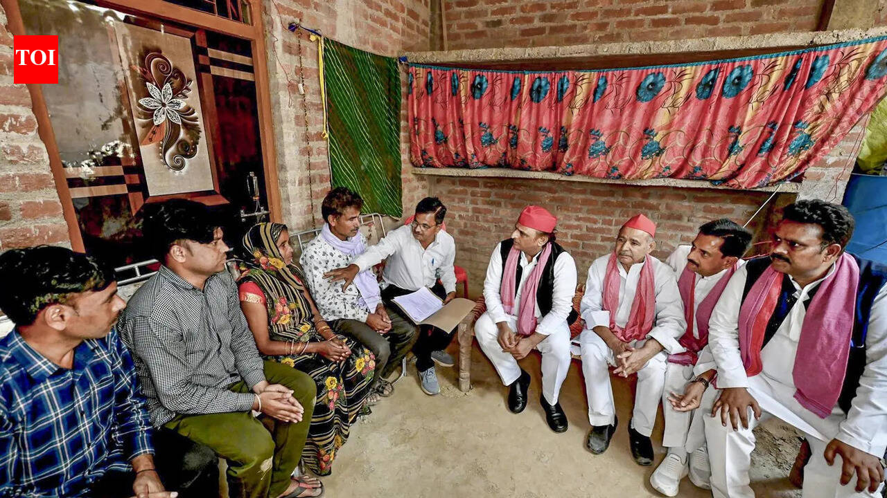 Akhilesh demands CBI probe into Hardoi woman’s murder, seeks action against erring cops