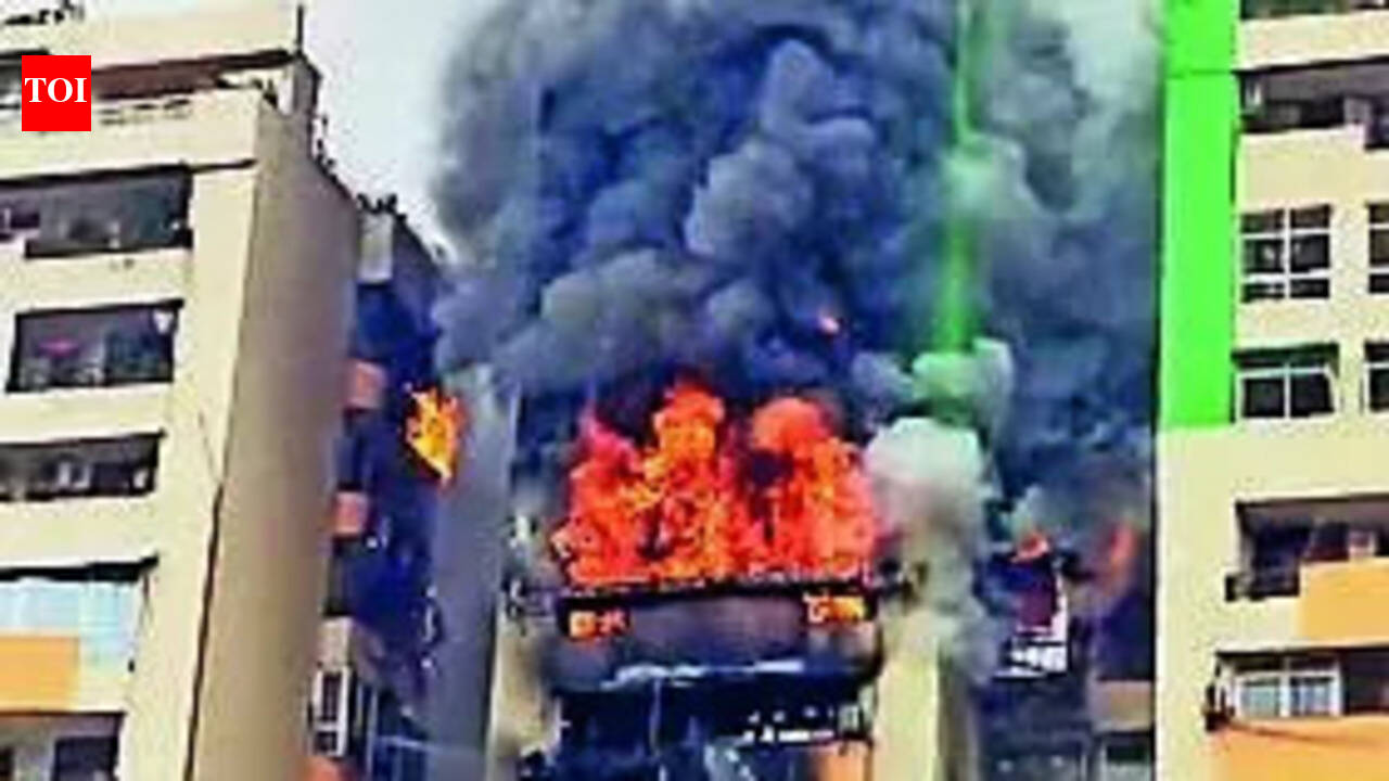 Parked cars, park wall, awnings: What hampered Indirapuram firefighting operation