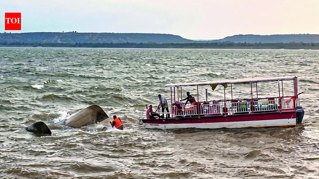 Madhya Pradesh: 4 dead, 17 missing as cruise boat capsizes in Jabalpur's Bargi dam